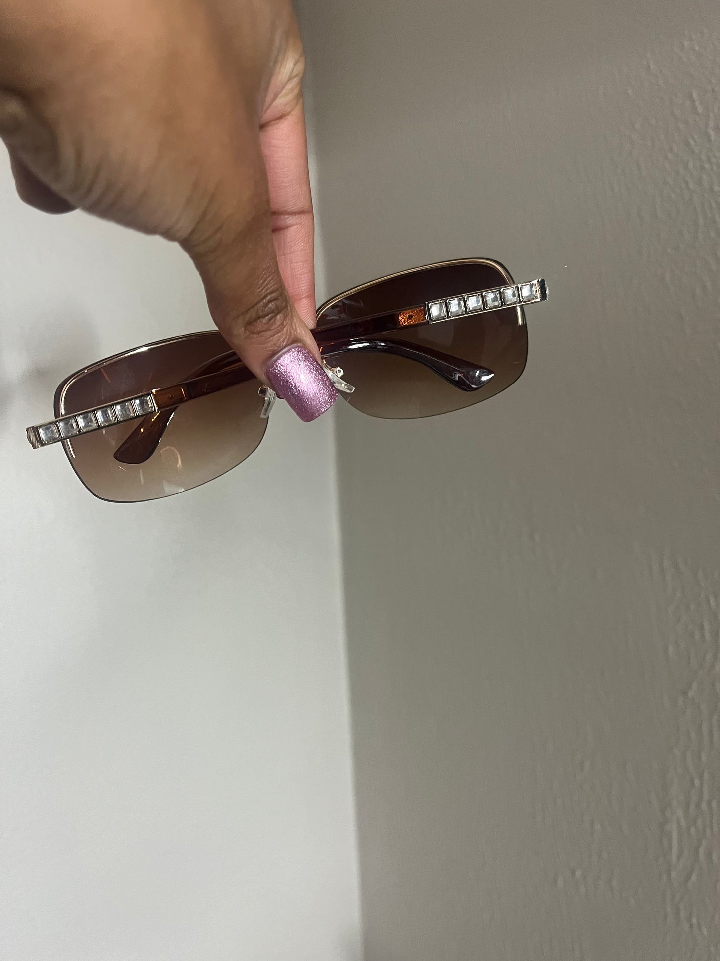 ON MY RADAR- Shades