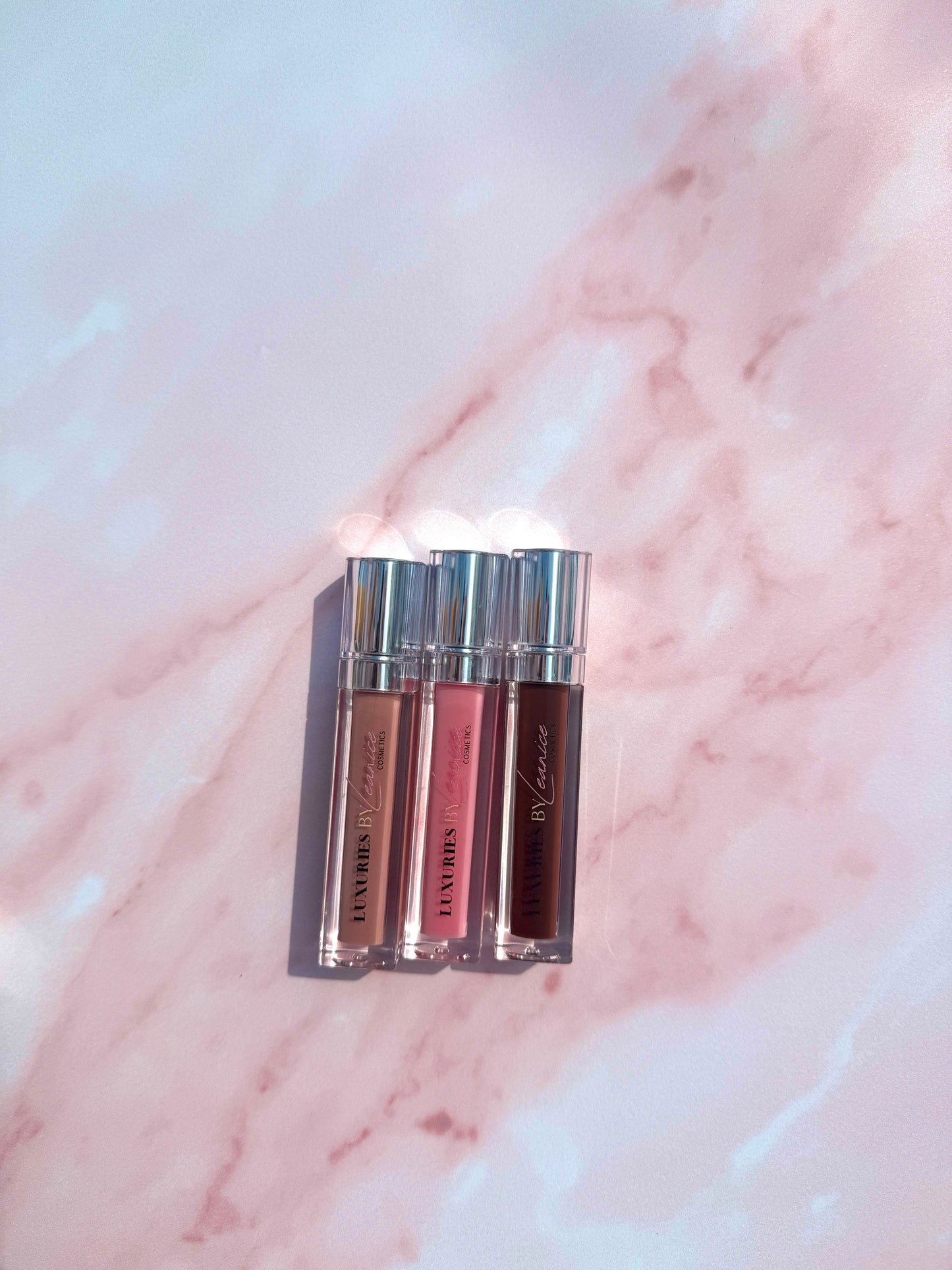 INDULGE  LIPGLOSS