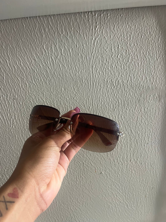 ON MY RADAR- Shades